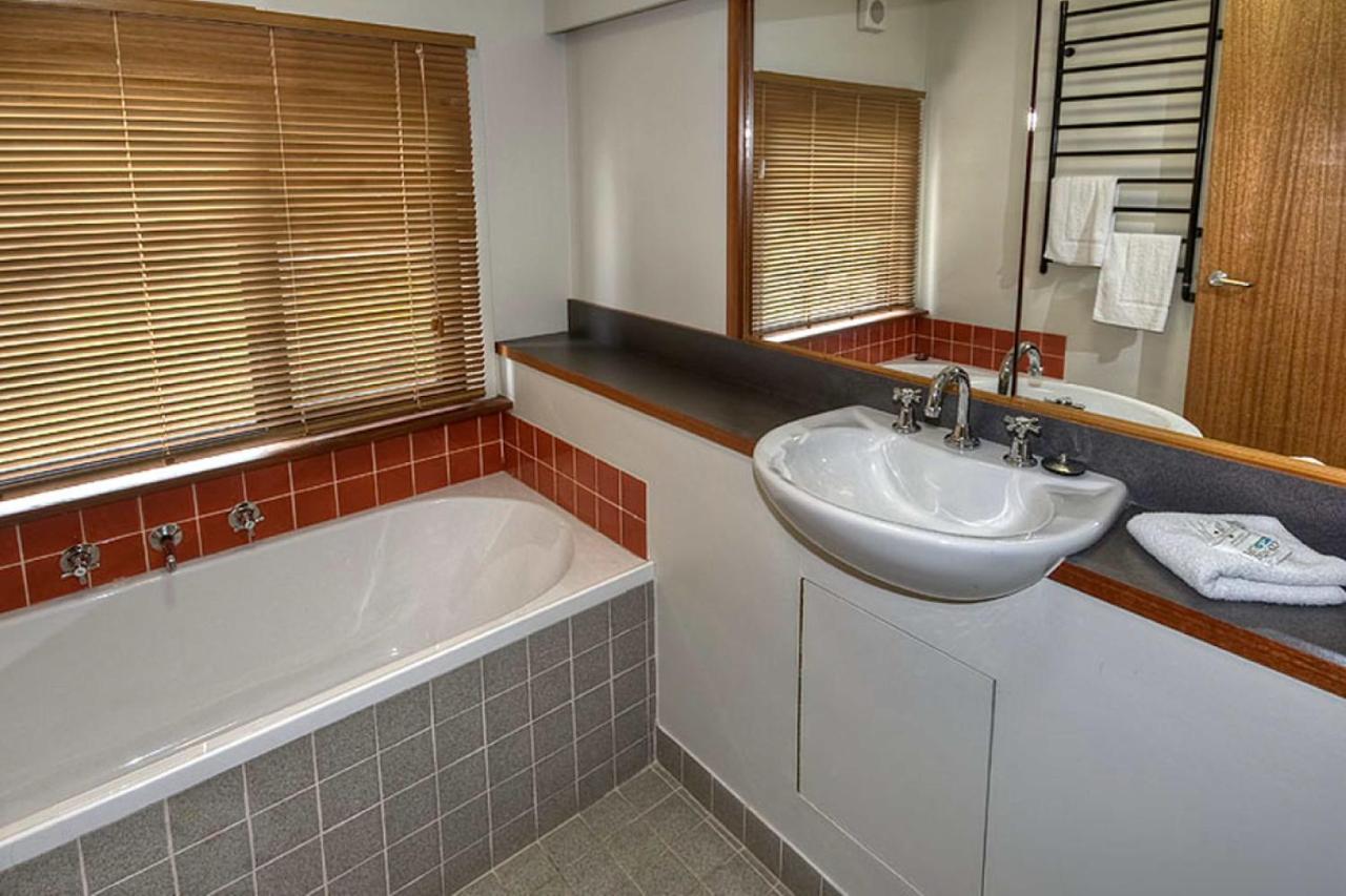 Delmonte Medlow Bath Exterior foto